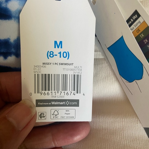 Bathing suit - Picture 3 of 3